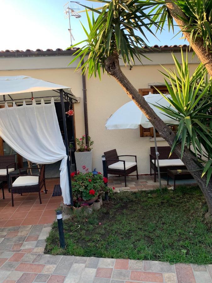 Brezza Di Mare Bed & Breakfast San Teodoro  Exterior photo
